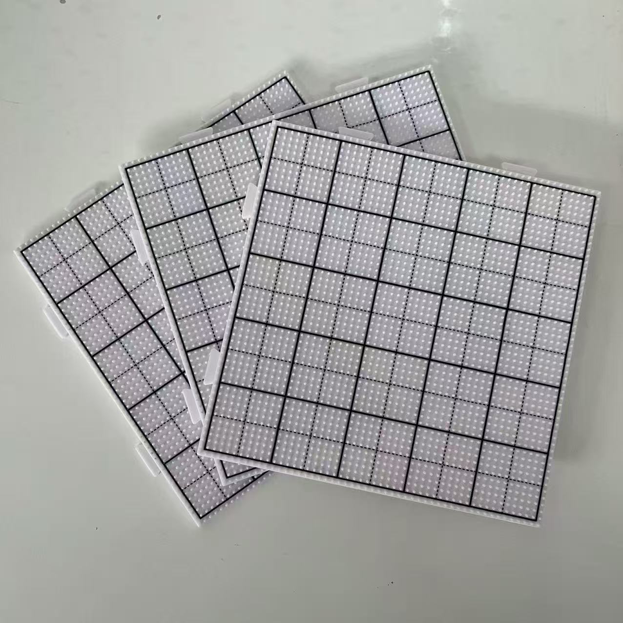 White Pegboard for with Divider (Suitable for 2.6mm Beads)*4